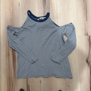 LOFT cold shoulder top